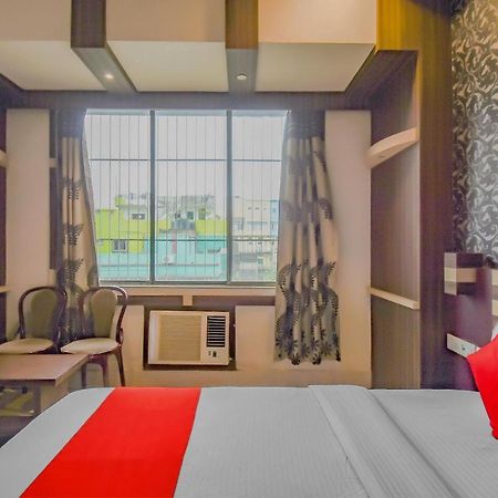 Oyo 1851 Hotel Sefali Deluxe Kalküta Dış mekan fotoğraf