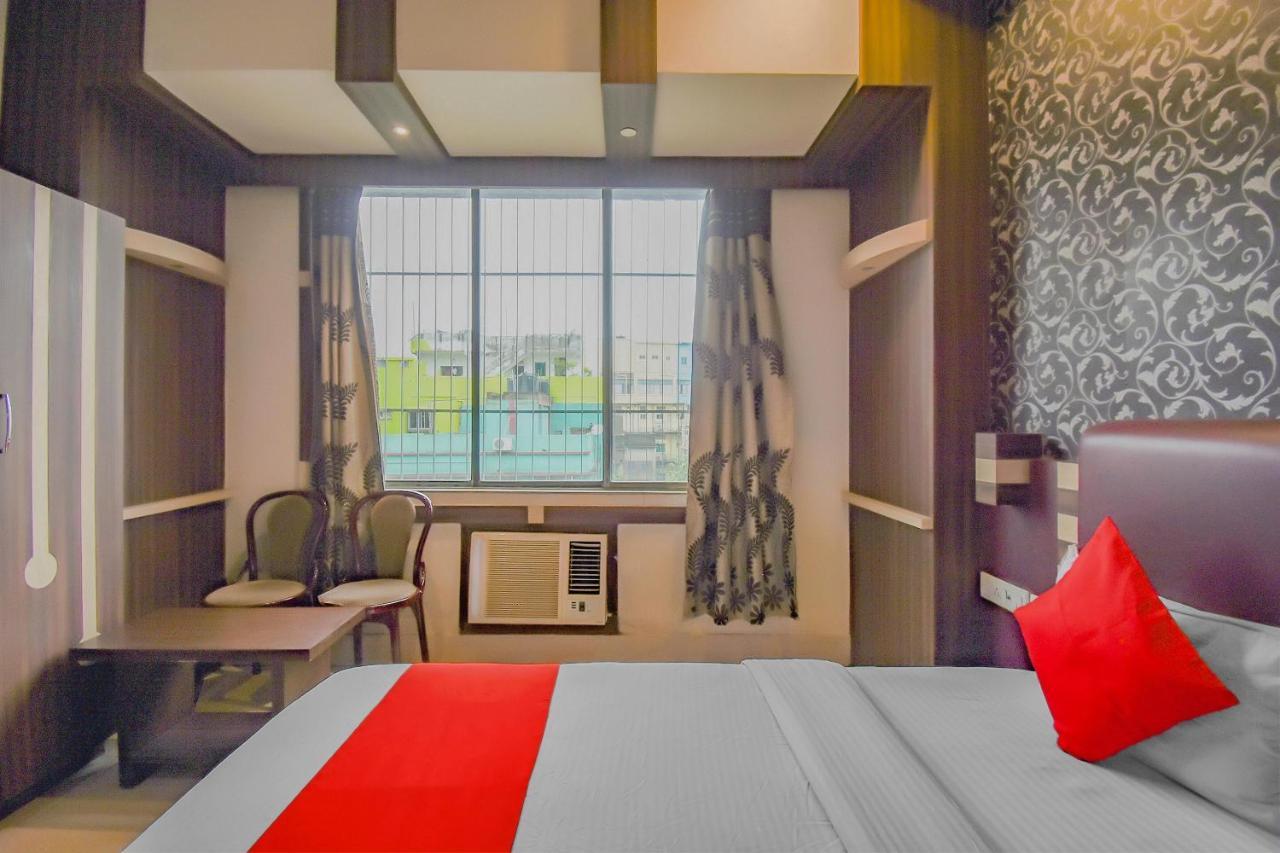 Oyo 1851 Hotel Sefali Deluxe Kalküta Dış mekan fotoğraf